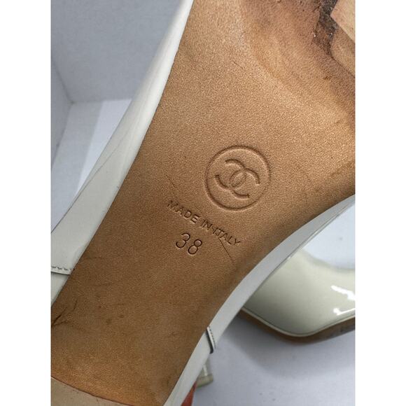 Chanel Ecru Patent Calfskin Cap Toe Ankle EU 38 Classic CC Logo Designer Booties - Picture 6 of 10